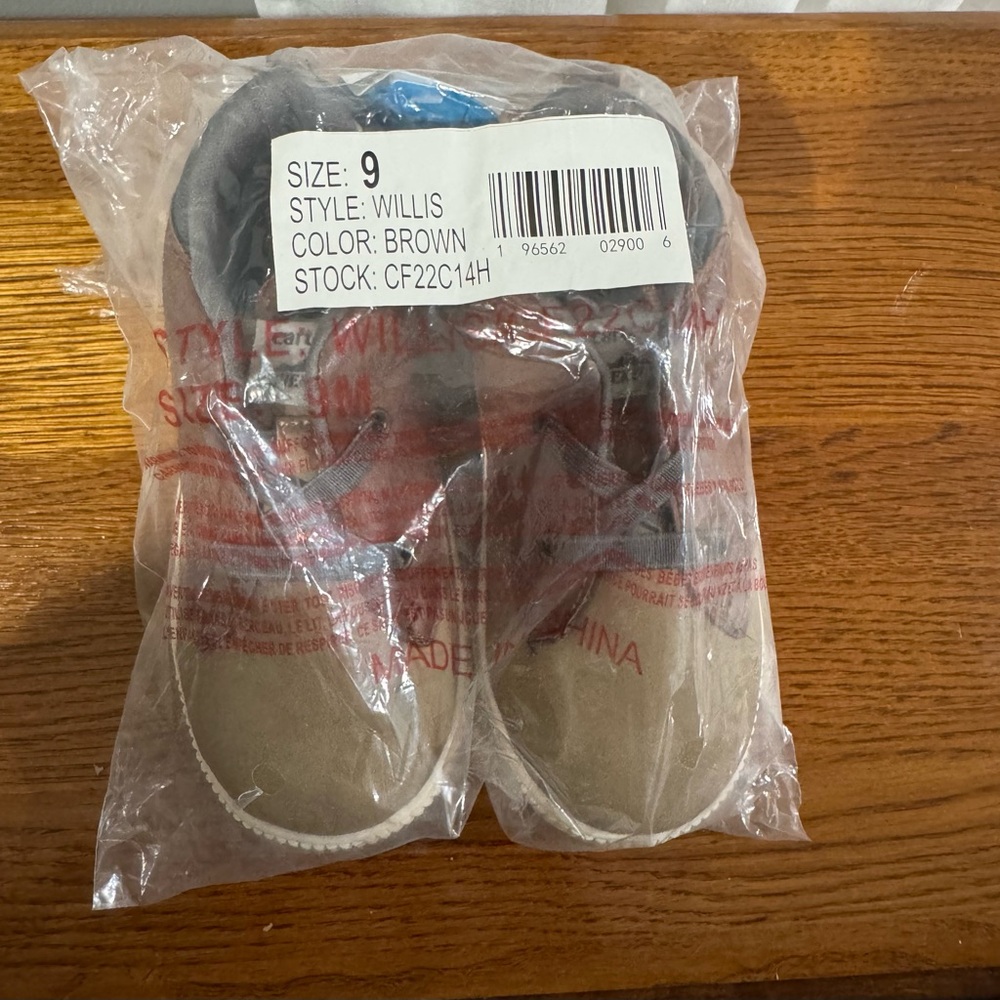 Carter's Kids Sneakers in Brown and Tan - Picture 5 of 6